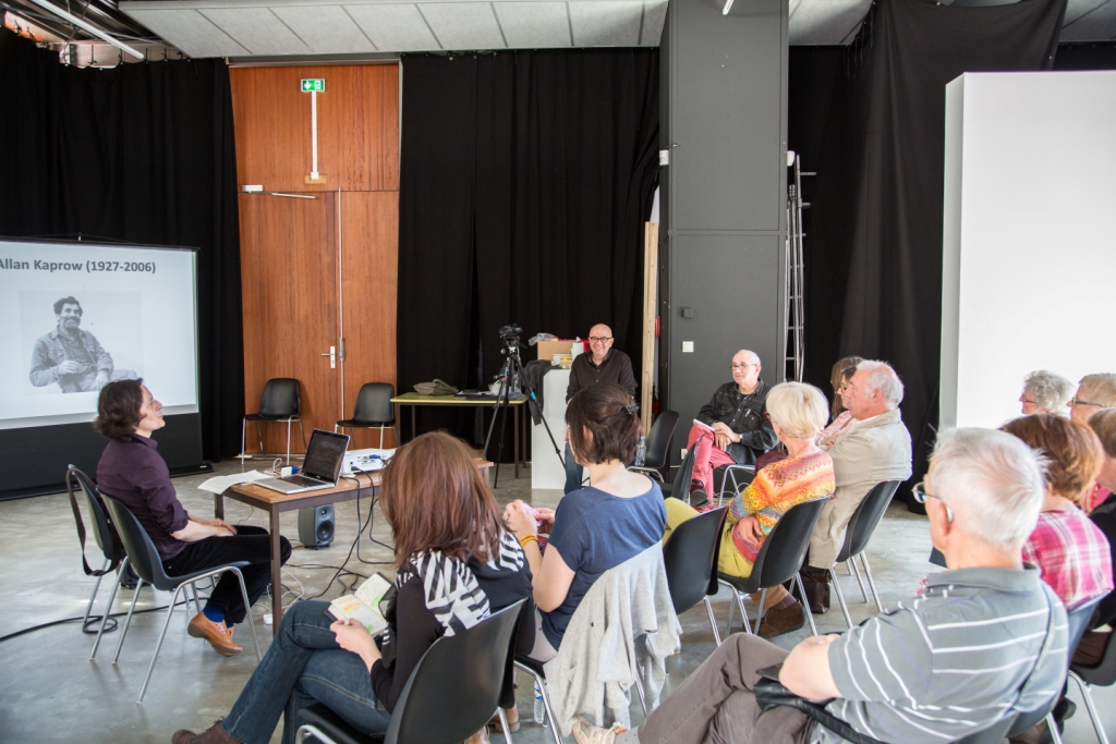 jp-thibeau-et-a-goulesque-lors-conference-kaprow-de-corinne-melin1